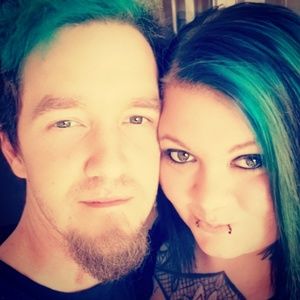 Meet your Posher, Cassandra